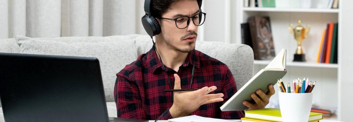 Empowering Classrooms with Smart School Technology